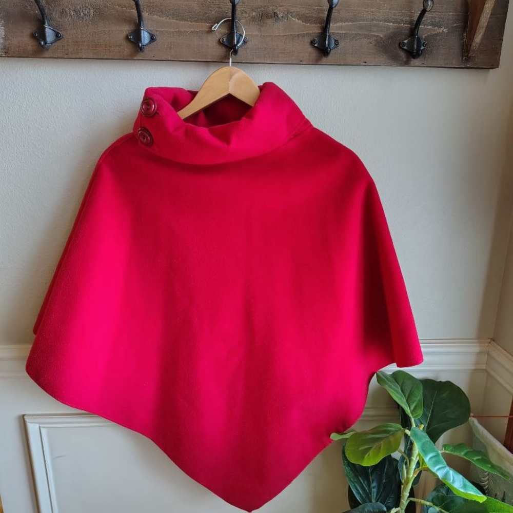 Lana Wool Cape Sweater Poncho Women OS Red Turtleneck Preppy Twee ModCloth Style